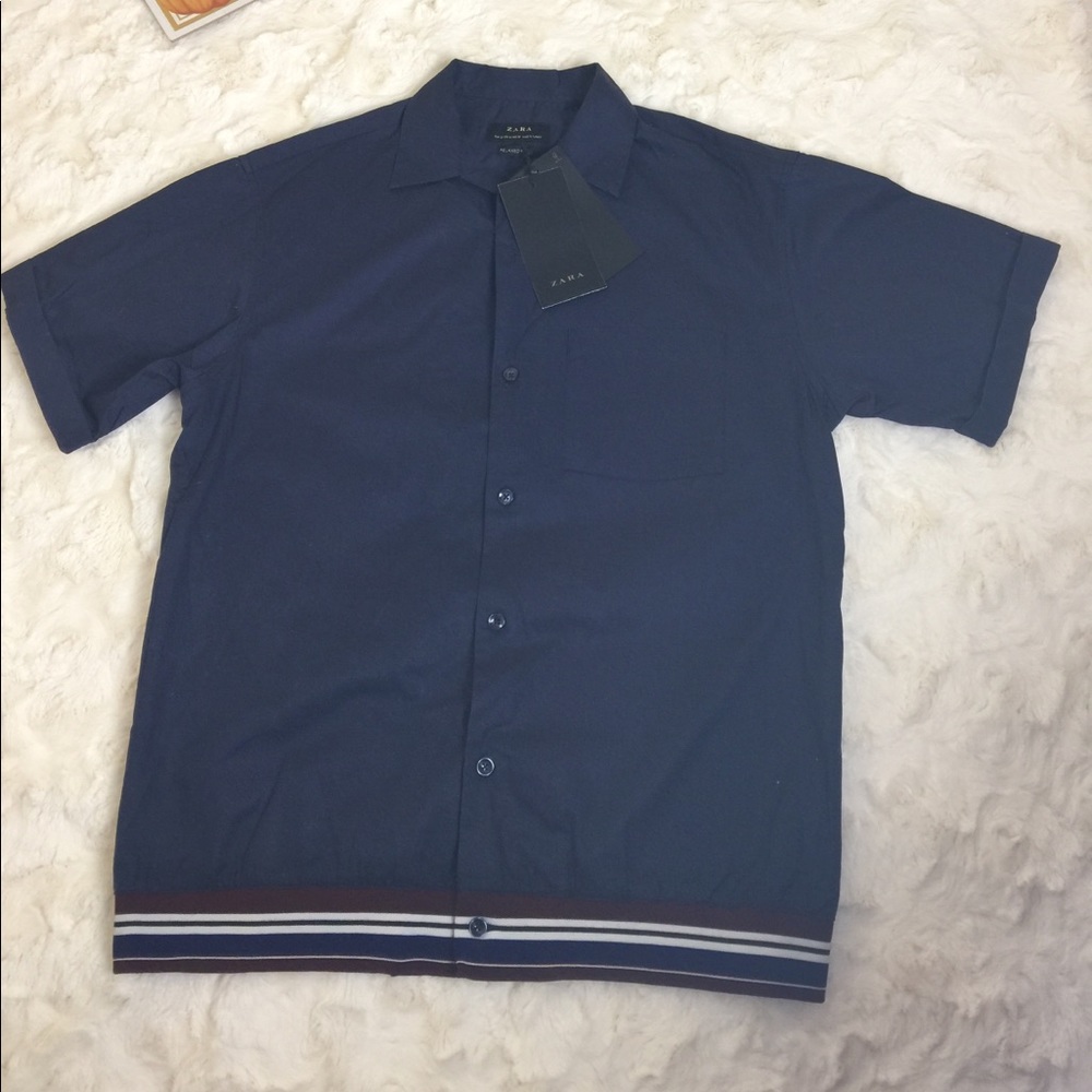 Zara Men Button Down Shirt size small
